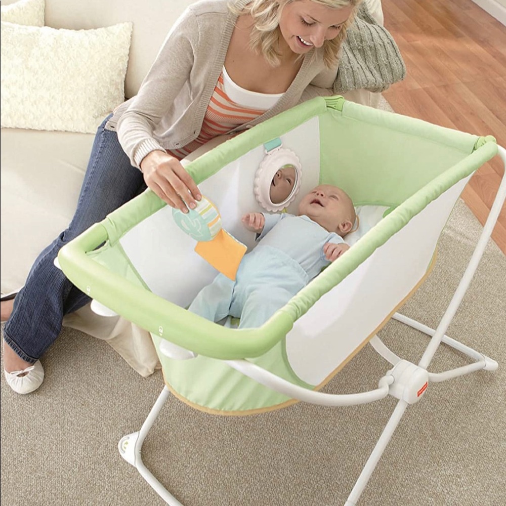 Fisher Price Rock with me Bassinet NWOB